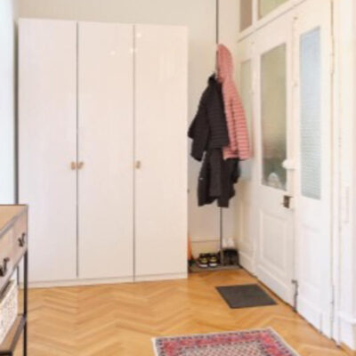 Garderobenschrank aus dem M&ouml;belladen - viel verschenkter Platz